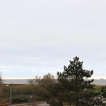 Ferienwohnung Mit Seeblick Und Schwimmbadnutzung In Cuxhaven Esterno foto