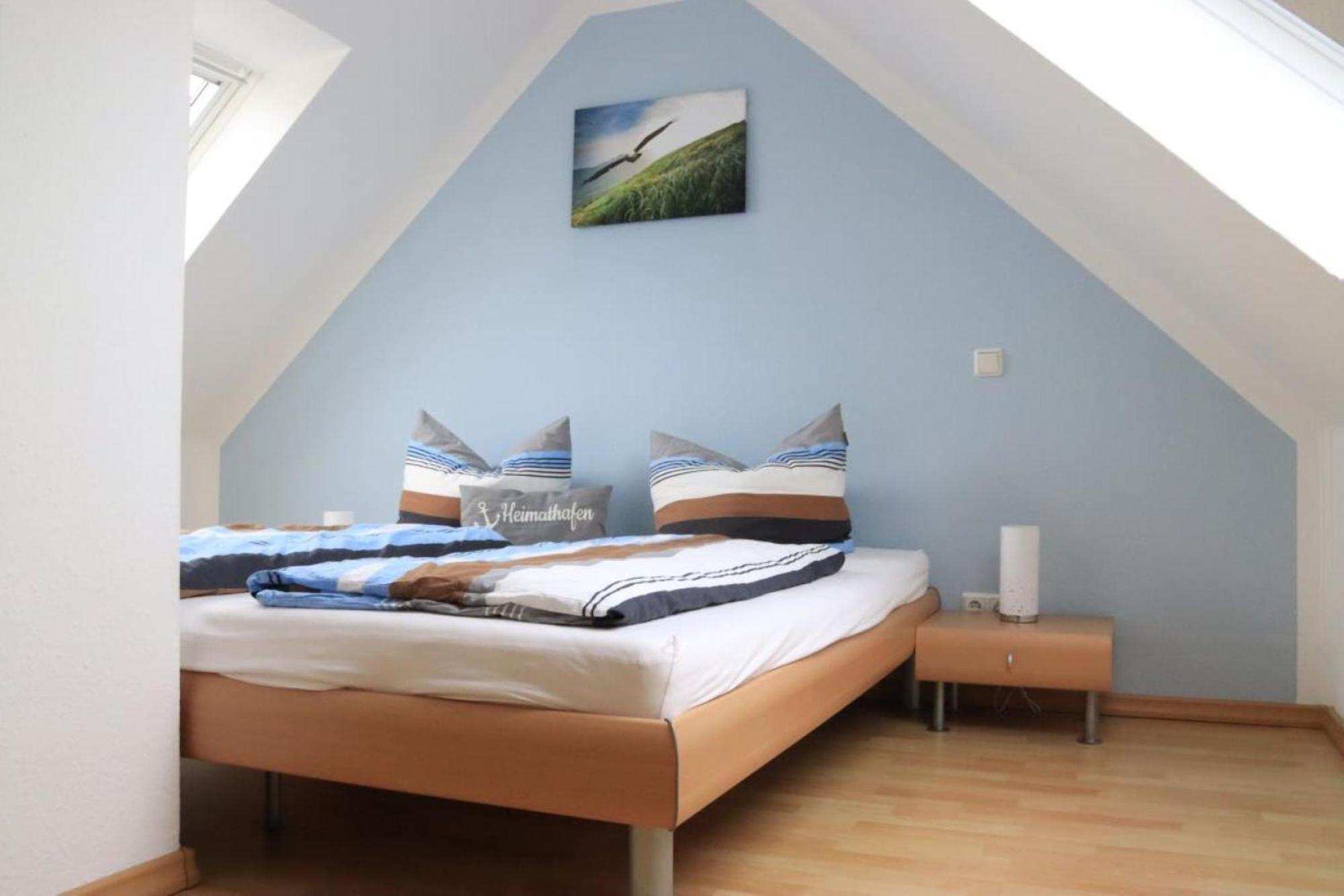Ferienwohnung Mit Seeblick Und Schwimmbadnutzung In Cuxhaven Esterno foto